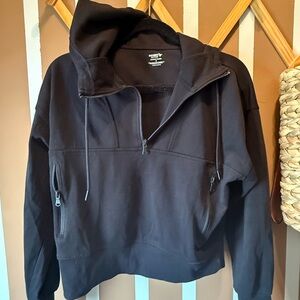 Old Navy Black Active Dynamic Fleece Crew